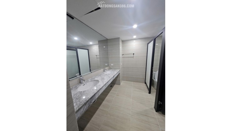 Cho thuê nhà, 79m2- 4T, Đào Duy Từ, Mã Mây, Hàng Bạc, Hoàn Kiếm -27 tr